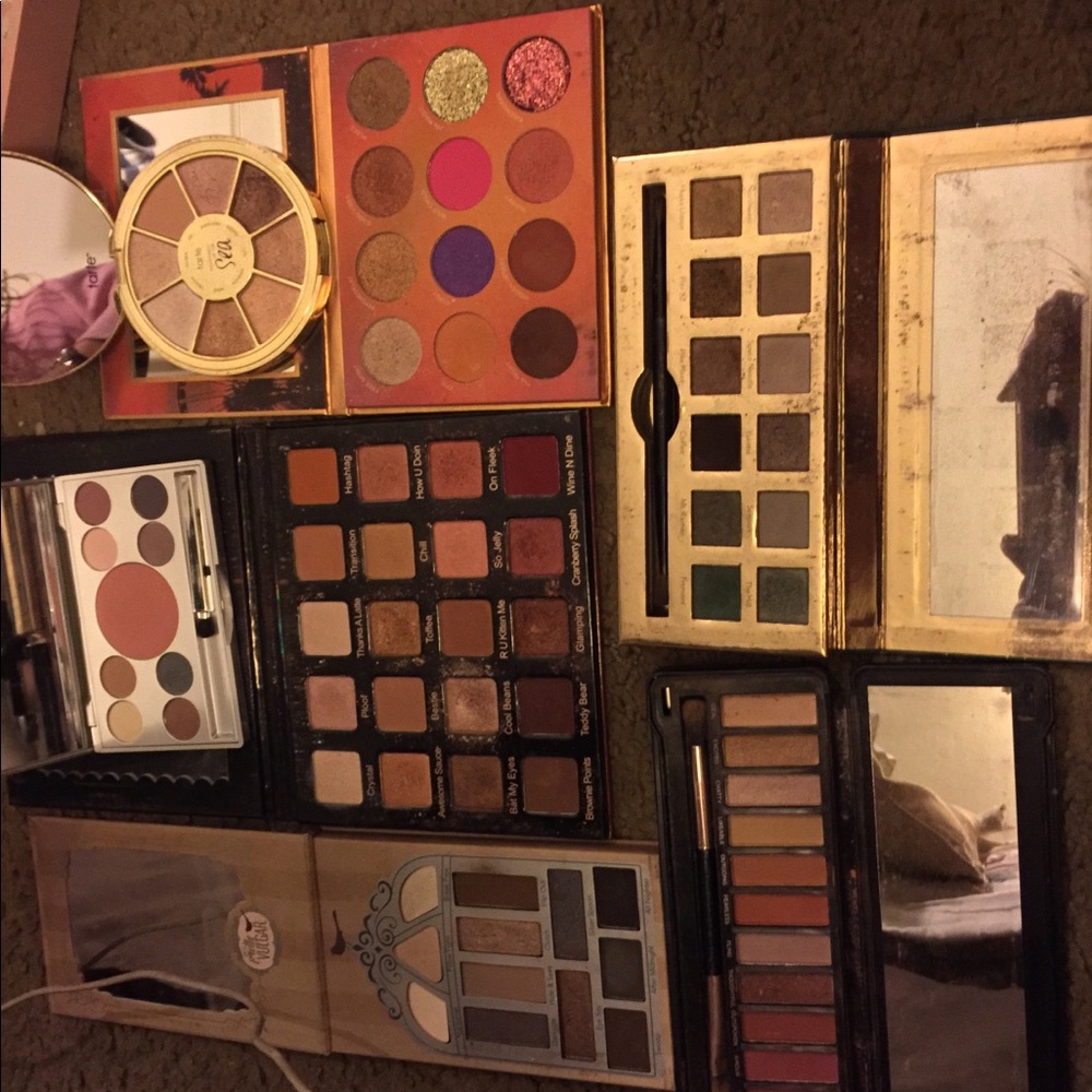 Eye shadow pallets - Picture 7 of 8